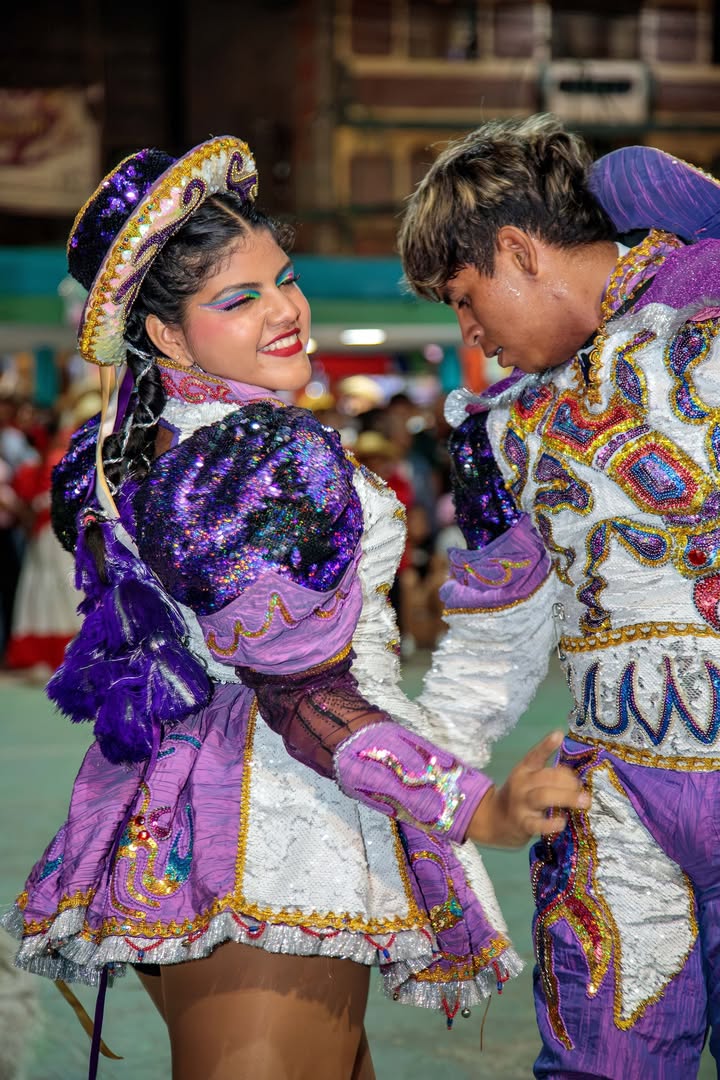 Milagro celebra 53 años de parroquialización con folclor y quema de castillo
