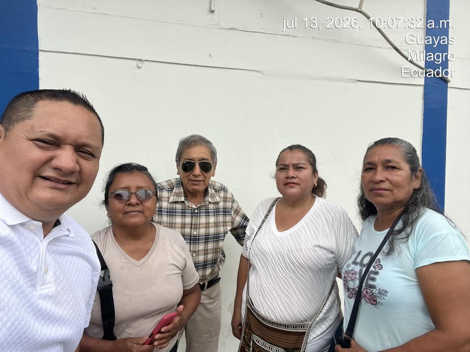 GAD Milagro y CNEL reparan luminarias tras exigencias vecinales por cortes