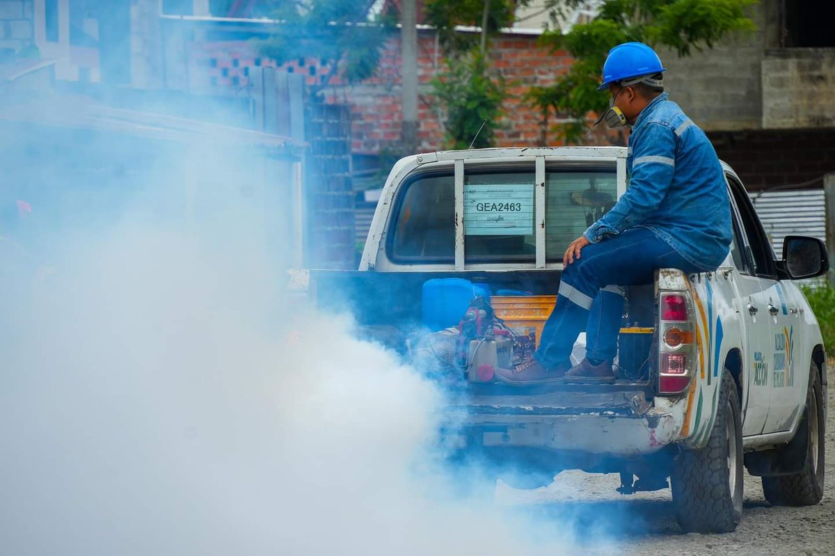 La Alcaldía de Milagro intensifica fumigación contra el dengue en varios sectores