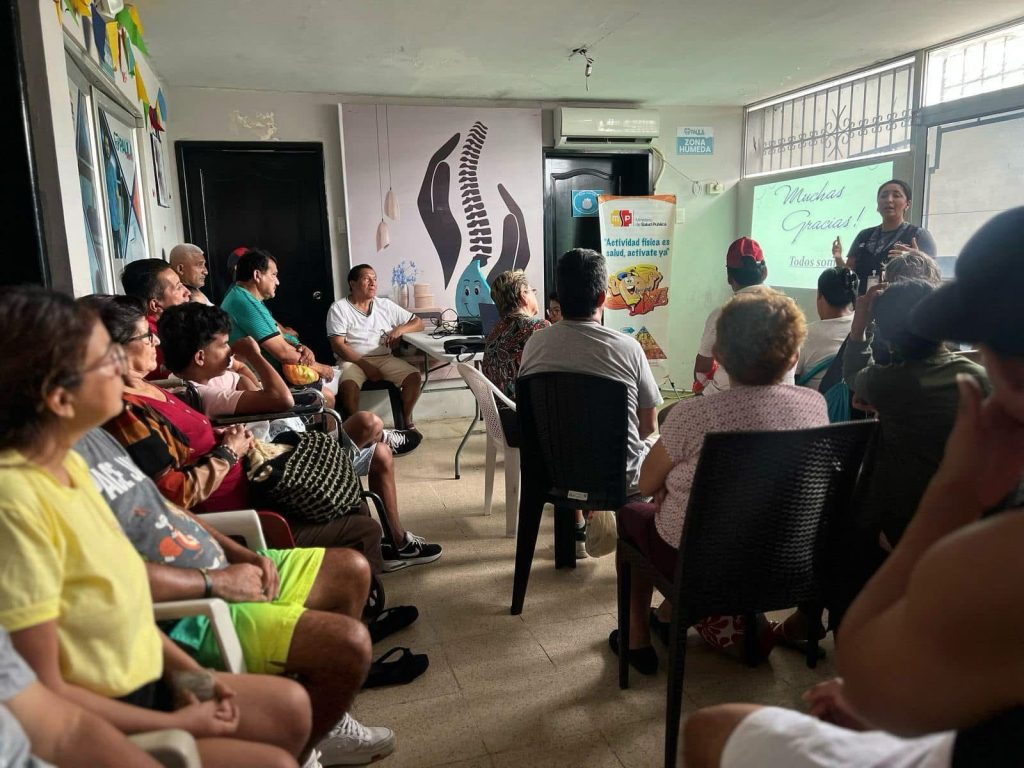 MSP y Alcaldía de Naranjito dictan charla sobre agua segura en centro de fisioterapia